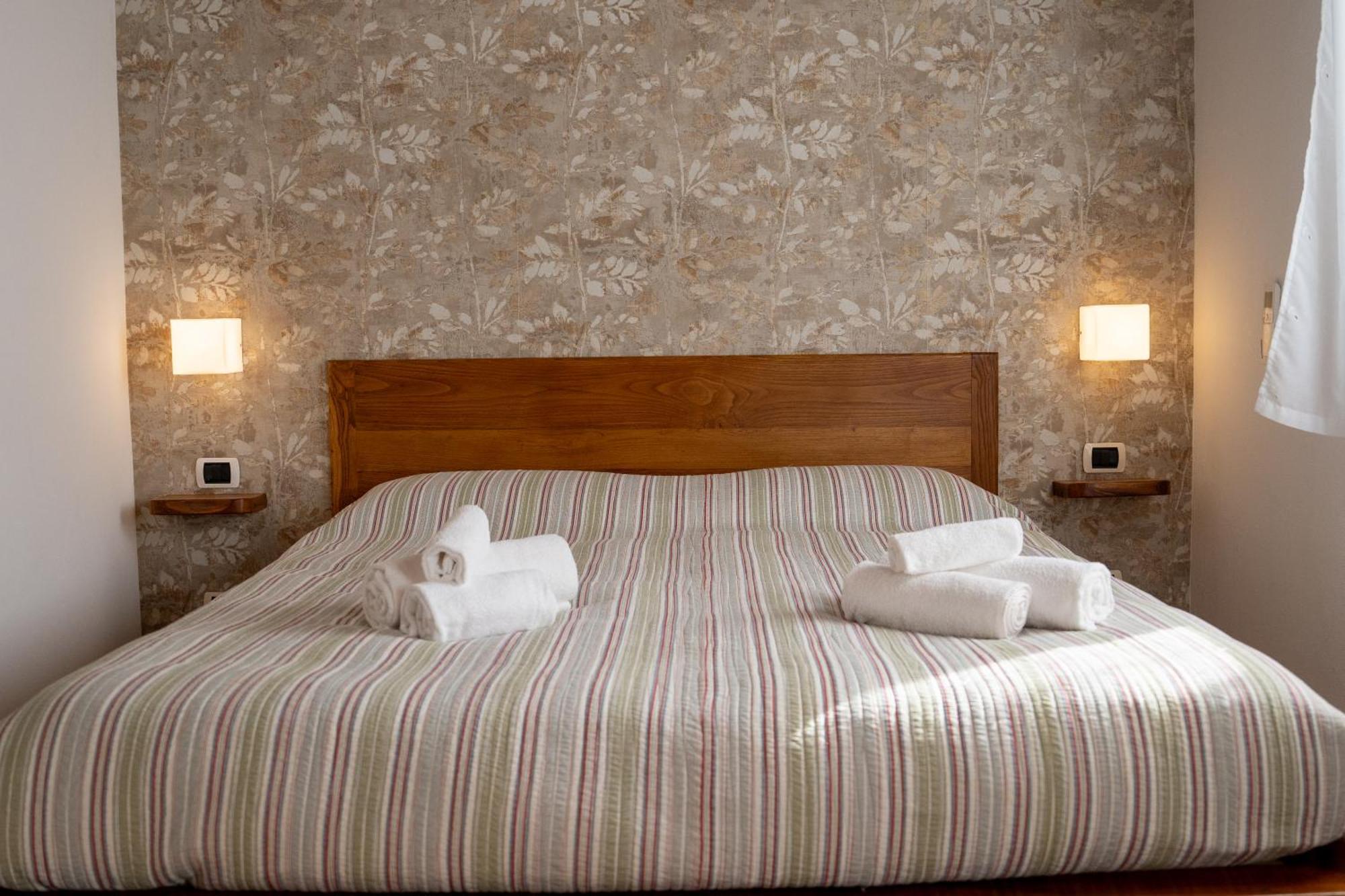 Agriturismo I Due Ghiri - Cinque Terre Calice al Cornoviglio エクステリア 写真